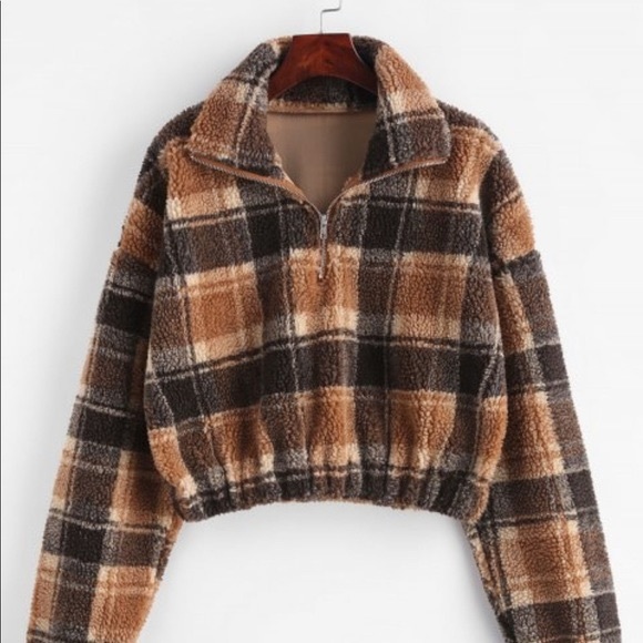 Zaful Tops - NWT Zaful Plaid Sherpa Crop Sweater